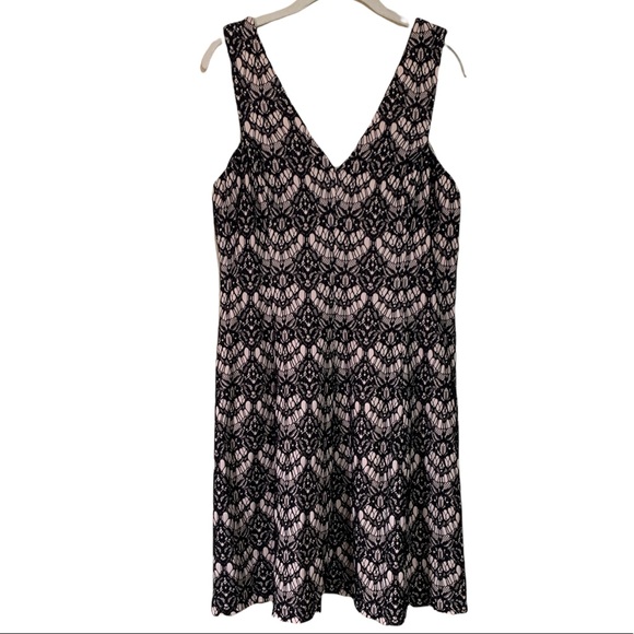 NWT Kensie Lace Dress - Picture 2 of 5
